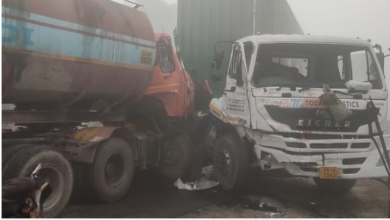 Photo of पंजाब : ट्रक और तेल कैंटर के बीच पिसी कार, जानिये पूरा मामला?