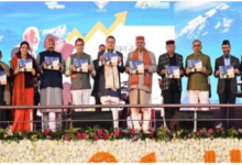 Photo of विकास पुस्तिका: सीएम धामी बोले- ‘डेस्टिनेशन उत्तराखंड’ नए निर्माण की शुरुआत