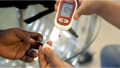 Photo of डायबिटीज: आप के हाथों में दिखे ये लक्षण तो हो जाएं सावधान!