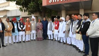Photo of एक दादी ने धनखड़ जी से कहा, “मोदी जी को मिलके पूछना चाहती हूं कि जाट के छोरे को मोदी जी ने उपराष्ट्रपति कैसे बनाया?”