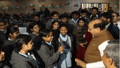Photo of परीक्षा पे चर्चा में दिल्ली के एलजी ने बच्चों से की बात…