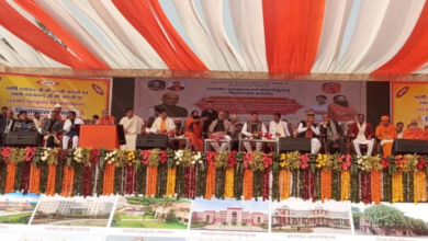 Photo of हरिद्वार: धर्मनगरी पहुंचे रक्षामंत्री राजनाथ सिंह, पतंजलि गुरुकुलम् की रखेंगे आधारशिला, पढ़िए पूरी ख़बर