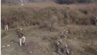 Photo of हाई अलर्ट पर दिल्ली पुलिस, गीता कॉलोनी-यमुना खादर में चलाया सर्च अभियान