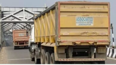 Photo of हिट-एंड-रन : असम के वाहन चालकों ने नए प्रावधानों के विरोध 48 घंटे की हड़ताल