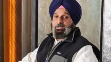 Photo of चंडीगढ़ : पुलिस से झड़प मामले में बिक्रम मजीठिया अदालत में पेश