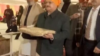 Photo of गुरु गोबिंद सिंह जयंती पर गुरुद्वारा रकाब गंज साहिब पहुंचे जेपी नड्डा