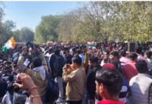 Photo of सिपाही भर्ती परीक्षा : पेपर लीक के विरोध में अभ्यर्थियों ने किया प्रदर्शन