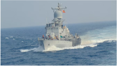 Photo of 2600 किमी दूर भारतीय नौसेना ने 35 समुद्री डाकुओं का कराया आत्मसमर्पण