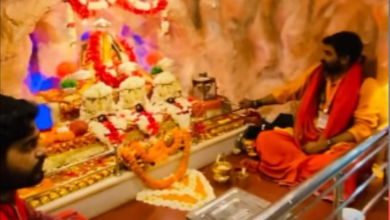 Photo of वाराणसी: वैष्णो माता मंदिर के दान पेटी का ताला खोलकर नकदी उड़ा ले गए चोर
