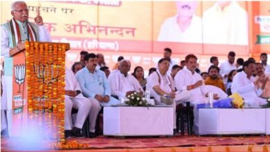 Photo of पूर्व मुख्यमंत्री मनोहरलाल ने पूर्व मंत्री व पूर्व सांसद पर निशाना साधा