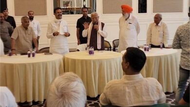 Photo of नाराज 300 सरपंचों के साथ मनोहर लाल ने की मीटिंग