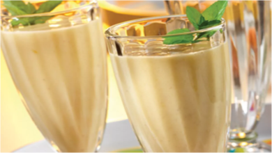 Photo of गर्मियों में बनाएं कूलिंग और रिफ्रेशिंग Oats Mango Smoothie
