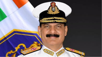 Photo of नौसेना प्रमुख बनने के बाद पहली विदेश यात्रा पर गए दिनेश त्रिपाठी