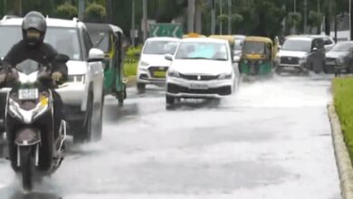 Photo of दिल्ली फिर बनी दरिया, सड़कों पर जलभराव… ट्रैफिक हुआ जाम