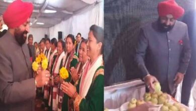 Photo of उत्तरकाशी: हर्षिल सेब महोत्सव के शुभारंभ पर पहुंचे राज्यपाल ले.ज. गुरमीत सिंह