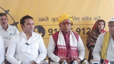 Photo of बिहार: सरकार की जनविरोधी नीतियों के खिलाफ जनसुराज का हस्ताक्षर अभियान