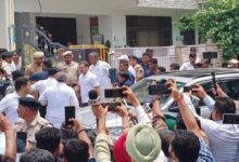 Photo of करनाल पहुंचे राहुल गांधी: लेफ्टिनेंट विनय नरवाल के परिवार से की मुलाकात