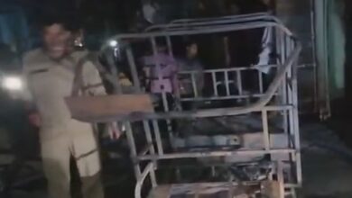 Photo of दिल्ली: दिलशाद गार्डन में लगी आग से दो लोगों की मौत