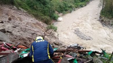 Photo of यमुनोत्री हाईवे पर सिलाई बैंड के पास बादल फटा…