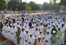 Photo of ईदगाह-मस्जिदों में हजारों लोगों ने अल्लाह की बारगाह में किया सजदा