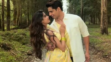 Photo of Sidharth Malhotra और जाह्नवी कपूर की Param Sundari को मिली नई रिलीज डेट