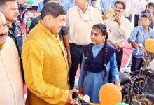 Photo of सीएम मोहन ने प्रदेशव्यापी नि:शुल्क साइकिल वितरण योजना का किया शुभारंभ
