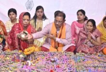 Photo of सीएम साय ने श्री फलेश्वरनाथ महादेव मंदिर में पूजा अर्चना कर की प्रदेशवासियों की सुख समृद्धि की मंगलकामना