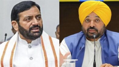 Photo of हरियाणा सीएम ने अधिकारियों के साथ किया मंथन, कंट्रोवर्सी से जुड़े सभी फैक्ट्स पर काम करने के दिए निर्देश!