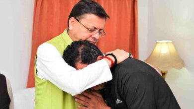 Photo of सीएम धामी ने किया प्रभावित इलाकों का हवाई सर्वेक्षण, पीड़ितों को ढांढस बंधाया