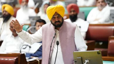 Photo of मुख्यमंत्री की ओर से किसानों को खेतों से रेत निकालने के लिए 7200 रुपए प्रति एकड़ देने की घोषणा