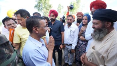 Photo of अरविंद केजरीवाल ने आज AAP पंजाब के संयोजक अमन अरोड़ा के साथ सुल्तानपुर लोधी के बाढ़ग्रस्त इलाकों का दौरा किया