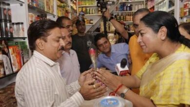 Photo of दिल्ली: जीएसटी में कमी…बाजार में आया बूम, सीएम रेखा ने खुद लिया फीडबैक