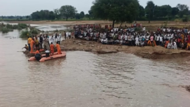 Photo of राजस्थान: रेगिस्तान में बारिश बनी छुट्टी की वजह, बाड़मेर कलेक्टर ने जारी किए आदेश