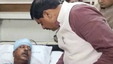 Photo of ट्रक हादसे के घायलों से मिले सीएम यादव, कड़ी जांच का आश्वासन दिया