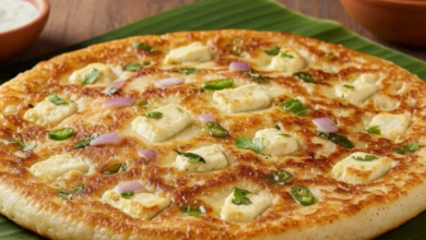 Photo of ब्रेकफास्ट में तैयार करें हाई-प्रोटीन पनीर उत्तपम
