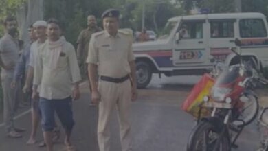 Photo of बिहार का स्टेट हाइवे बंद, कर्मनाशा नदी में बाढ़ के कारण ककरैत मार्ग ठप