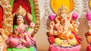 Photo of दीवाली पर लक्ष्मी-गणेश पूजन में जरूर अर्पित करें ये चीजें
