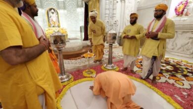 Photo of दिवाली पर रामलला के दरबार पहुंचे सीएम योगी