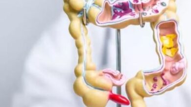 Photo of शरीर में दिखने वाले ये 5 लक्षण करते हैं कोलन कैंसर का इशारा