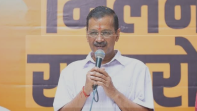 Photo of पार्टी कार्यालय में आयोजित महिला विंग के दिवाली मिलन कार्यक्रम में शामिल हुए अरविंद केजरीवाल