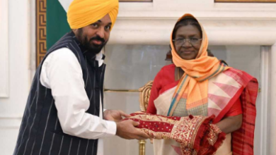 Photo of पंजाब सीएम मान ने राष्ट्रपति भवन में माननीय  राष्ट्रपति मुर्मू जी से मुलाकात की।