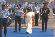 Photo of अंबाला पहुंचीं राष्ट्रपति द्रौपदी मुर्मू:जवानों ने वायुसेना स्टेशन पर गार्ड ऑफ ऑनर दिया