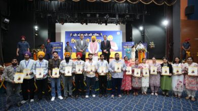 Photo of अमृतसर में नियुक्ति वितरण समारोह के दौरान मुख्यमंत्री ने 2105 युवाओं को नियुक्ति पत्र सौंपे