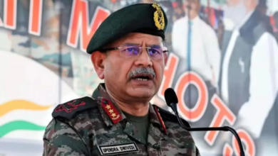 Photo of थल सेनाध्यक्ष ने चीन सीमावर्ती क्षेत्रों का किया दौरा, अग्रिम चौकियों पर सैन्य तैयारियों की समीक्षा