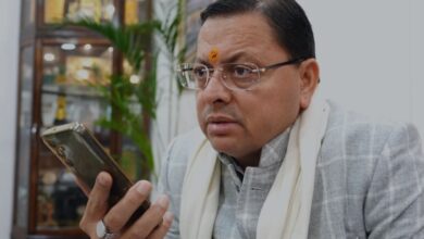 Photo of मुख्यमंत्री श्री पुष्कर सिंह धामी ने एंजेल चकमा के पिता से की फोन पर वार्ता