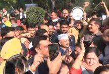 Photo of Delhi में बढ़ते प्रदूषण और BJP की नाकामी पर Aam Aadmi Party के नेताओं का विरोध प्रदर्शन