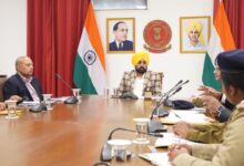 Photo of सीएम मान ने पंजाब पुलिस विभाग के वरिष्ठ अधिकारियों के साथ राज्य की कानून-व्यवस्था को लेकर की एक अहम बैठक