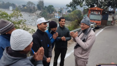 Photo of सीएम धामी सुबह की वॉक पर निकले, सूर्यकुंड में सरयू के किए दर्शन