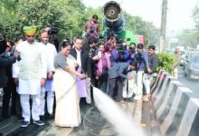 Photo of दिल्ली:  प्रदूषण बढ़ने के बीच सीएम रेखा ने सफाई अभियान का किया नेतृत्व