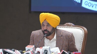 Photo of श्री गुरु ग्रंथ साहिब जी के 328 लापता हुए स्वरूपों के मामले में कोई कार्रवाई न होने से पूरी संगत नाराज़- भगवंत मान